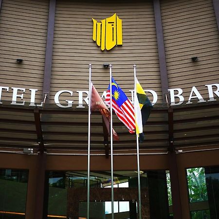 Hotel Grand Baron Тайпинг Экстерьер фото